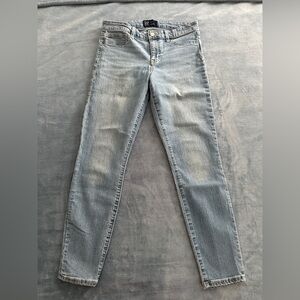 Gap Classic Light Blue Women's skinny Jeans